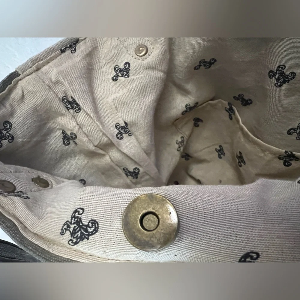 Vintage Addiction Canvas Tote - Picture 7 of 7